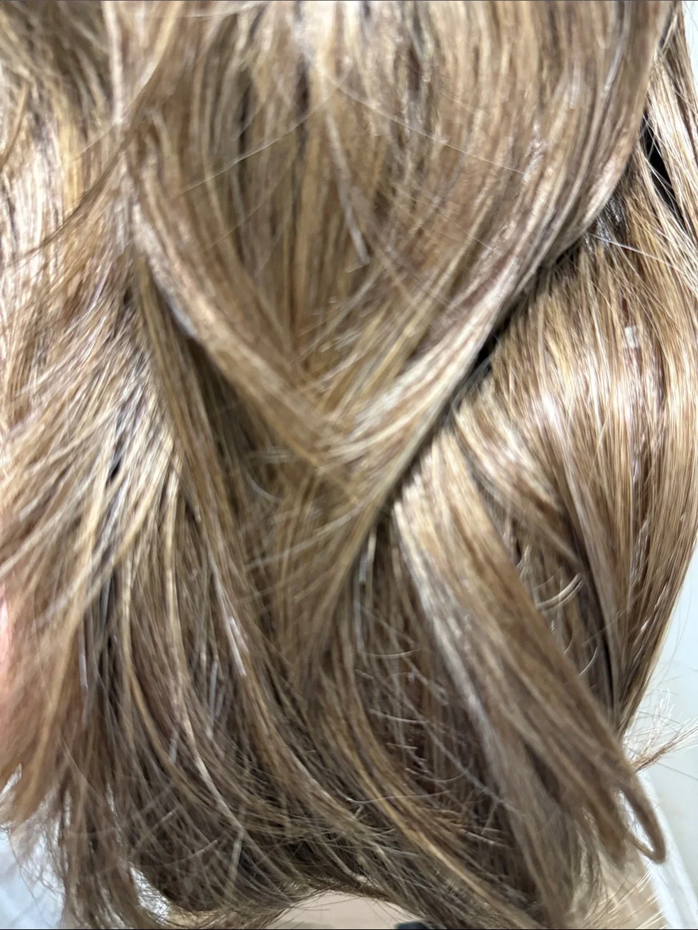 HAIR, 18” Layered, Free Part with Bangs Light Brown/Dark Blonde